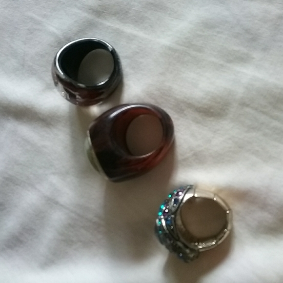 Trio of rings - Picture 3 of 3